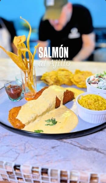 Salmon al ajillo